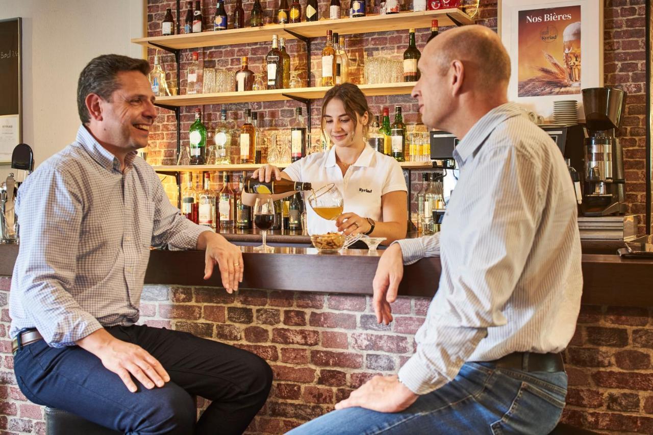 东里尔基里亚德酒店 - 阿斯克新城 外观 照片